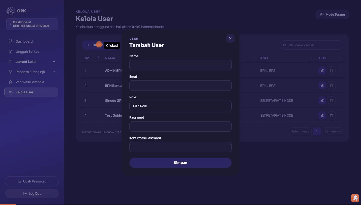 Rekaman layar menambah user baru, mengubah role-nya, lalu menghapusnya